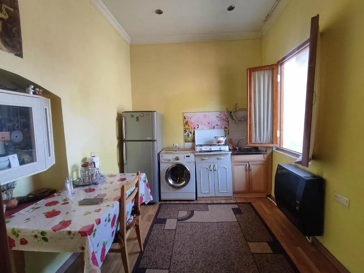 Homestay Edlen Apartment Tbilisi